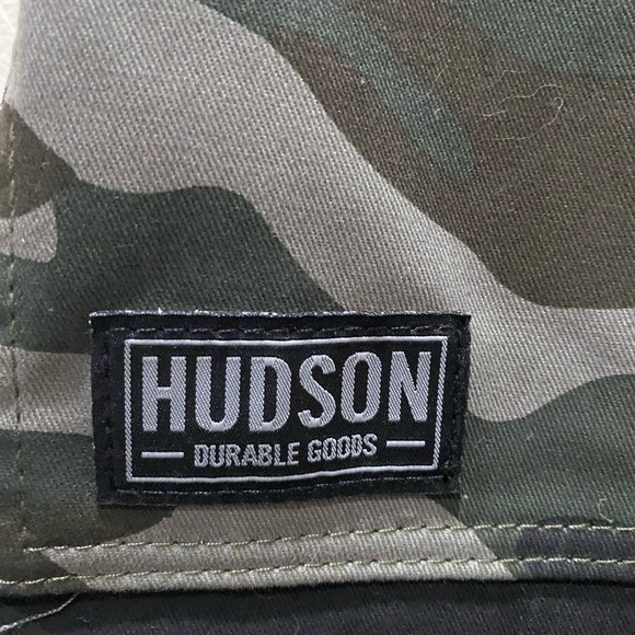Hudson kitchen and grill apron - Picture 2 of 10